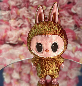Labubu Bunny – Kogutav kunstifiguur (2 foto / 4)