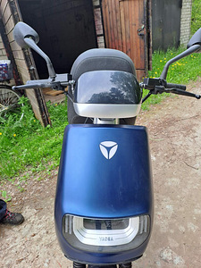 Продам электро скутер YADEA (8 фото из 9)