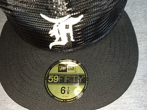 New Era Fear of God Essential Full Mesh 59FIFTY Fitted Hat (8 foto / 10)