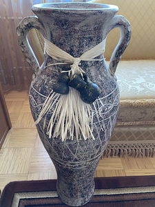 Новая большая ваза (1 фото из 2)
