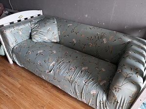 Диван IKEA (1 фото из 3)