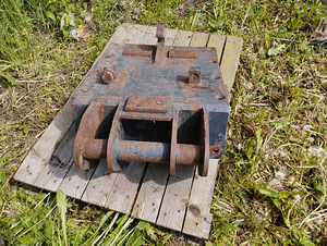 Kiirühendusseade NTP-20 kopa Rumu EX 140 külge (1 foto / 2)