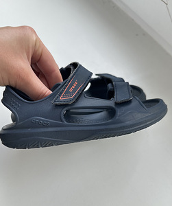 Crocs sandaalid lapsele Suurus C11 (1 foto / 2)