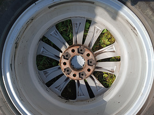 BMW 18 tolli veljed (5 foto / 5)