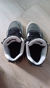 Müün Jordan 4 "Fear" tossud (40.5 eu) (1 foto / 5)