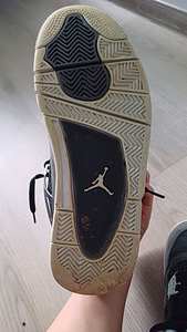 Müün Jordan 4 "Fear" tossud (40.5 eu) (4 foto / 5)