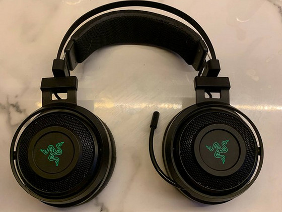 Razer Nari BT наушники