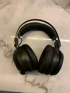 Razer Nari BT наушники (2 фото из 2)