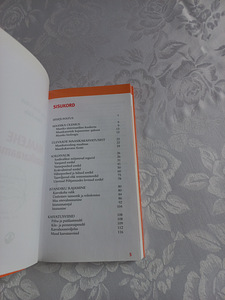 Maalehe клубника книга. Asta-Virve Libek, Väino Eskla (2 фото из 4)