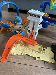 Hot Wheels (5 foto / 9)