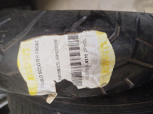 Diablo Scooter front tyre (4 foto / 4)