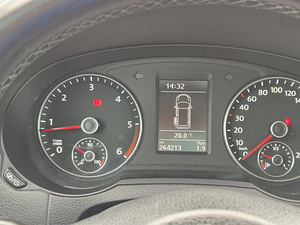 Volkwagen Sharan (4 фото из 7)