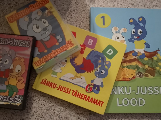 2 dvd +2 raamatut