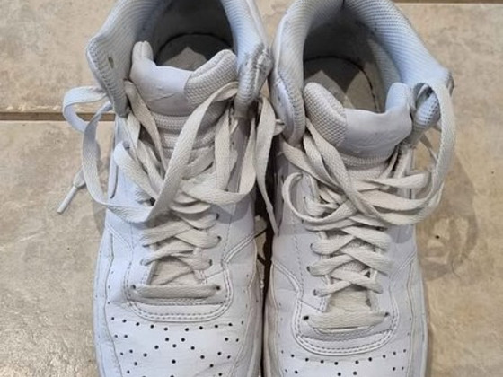 Müüa Nike jalatsid 41