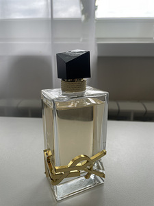 Продаю оригинальные духи YVES SAINT LAURENT LIBRE FEMALE EDP (1 фото из 2)