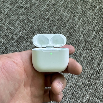 Зарядный чехол для Airpods 4