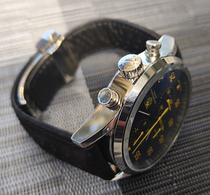 TAG HEUER D=48MM QUARTZ (7 фото из 10)