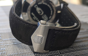 TAG HEUER D=48MM QUARTZ (8 фото из 10)