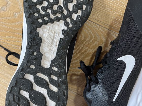 Детские кроссовки Nike, размер 38