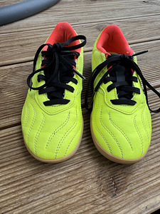 Adidas футбольные бутсы (на размер 32) (2 фото из 3)