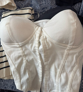 Боди (2 фото из 2)