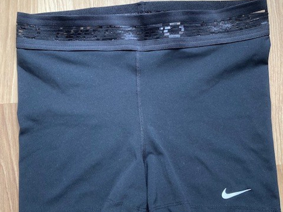 Продаются короткие шорты Nike