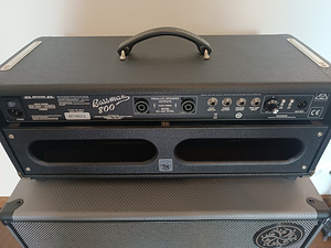 Басовый усилитель Fender Bassmann 800 (3 фото из 6)