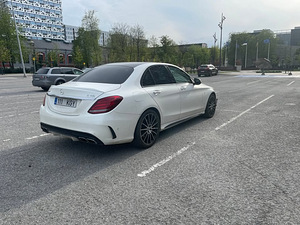 Mercedes-Benz C 43 AMG 3.0 270kW (6 foto / 15)