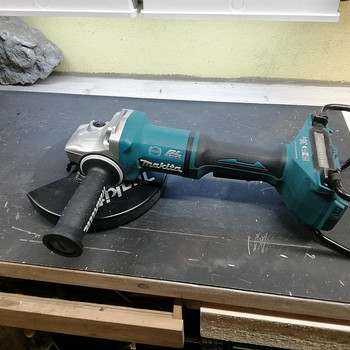 Makita