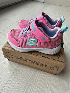 Кеды Skechers, размер 21 (1 фото из 8)