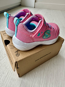 Кеды Skechers, размер 21 (5 фото из 8)