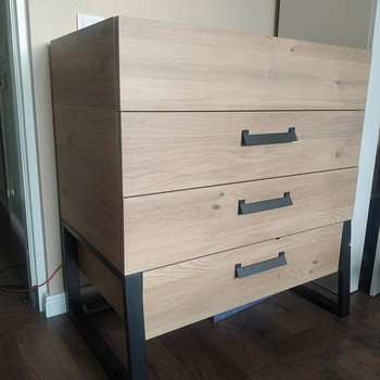 Magamistoa mööbli komplekt (voodi, öökapp, kummut)