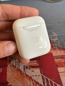 Airpods 2 Wireless Charging Case (2 foto / 3)