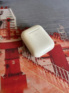 Airpods 2 Wireless Charging Case (3 foto / 3)