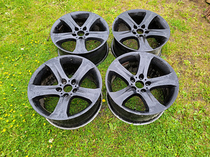 BMW X6 ORIGINAL 19" (2 foto / 10)