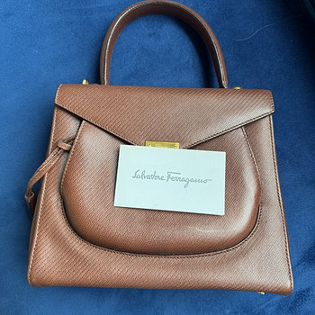 Salvatore Ferragamo käekott
