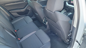 ŠKODA OCTAVIA 2024 (6 foto / 8)