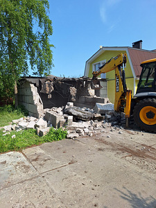 Hoonete lammutamine ja äravedu. (1 foto / 5)
