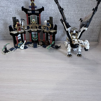 LEGO Ninjago — храм и белый дракон Продаю два оригинальных