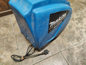 Kompressor Makita MAC610 (5 foto / 5)