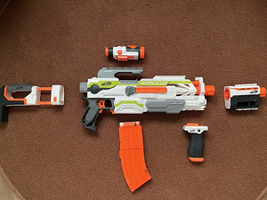 NERF комплект (8 бластеров + снаряжение) (6 фото из 10)