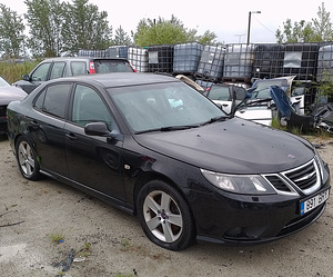 SAAB 9-3 2008A 1,8 BENSIIN, VARUOSAD (3 foto / 8)