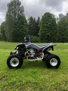 Yamaha YFZ 450 (2 фото из 4)