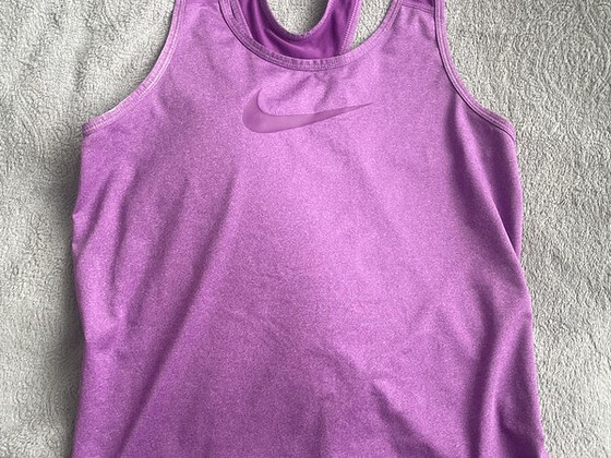 Спортивная майка Nike