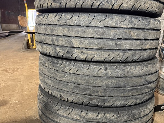 215/75R16 Continental