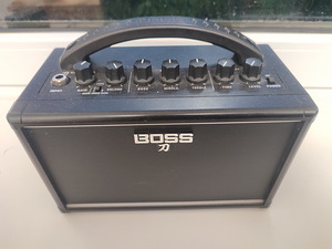 Boss Katana Mini (1 foto / 1)
