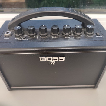 Boss Katana Mini