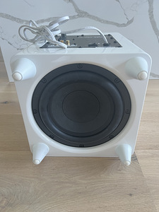 Комплект колонок Harman/Kardon + сабвуфер (4 фото из 10)