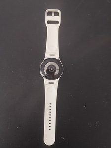 Samsung Galaxy Watch 6 (40 mm, valge) | Väga heas seisukorra (3 foto / 6)