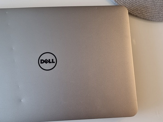 DELL XPS